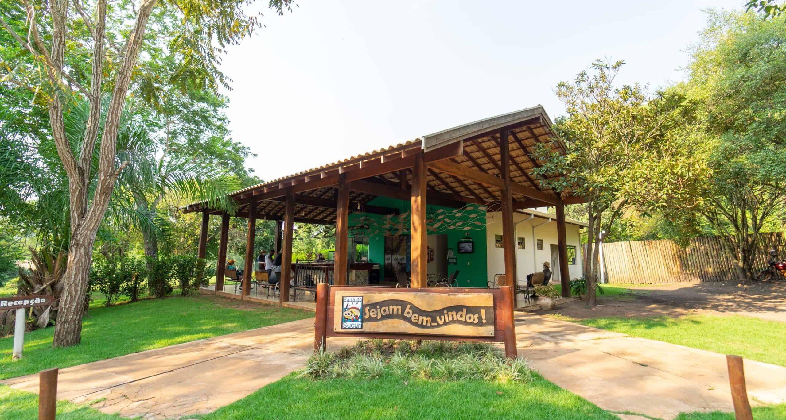 flutuação na barra do sucuri  bonito ecoturismo