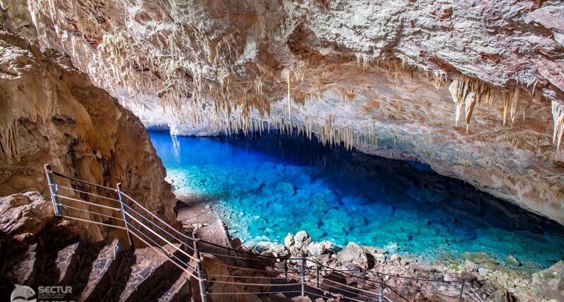 Gruta-lago-azul-impacto (8)