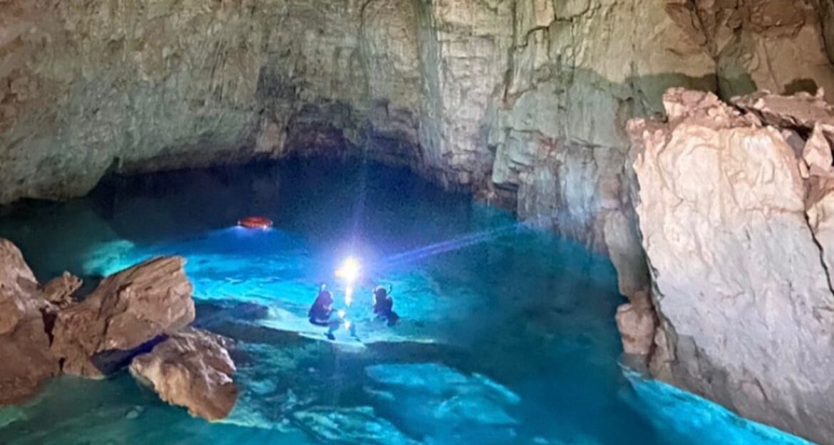 flutuação gruta do mimoso bonito ecoturismo