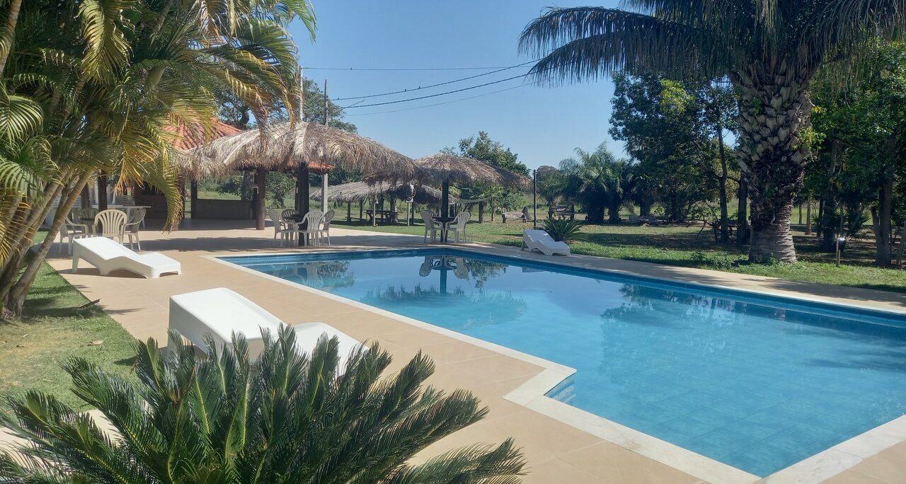 hotel_porto_jofre_piscina_impacto